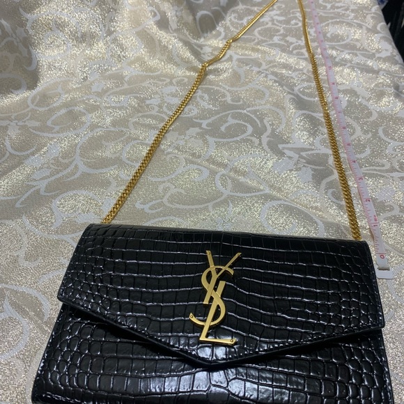 Saint Laurent - Picture 2 of 8